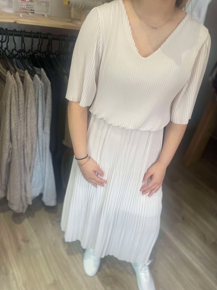 Robe plissé