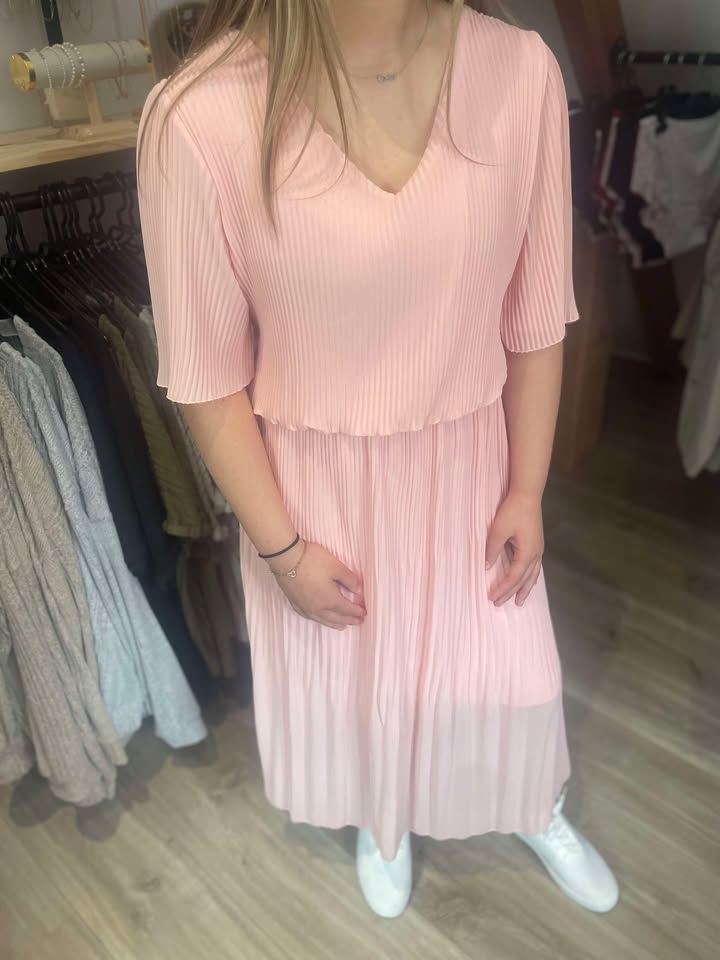Robe plissé