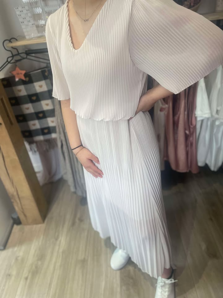 Robe plissé