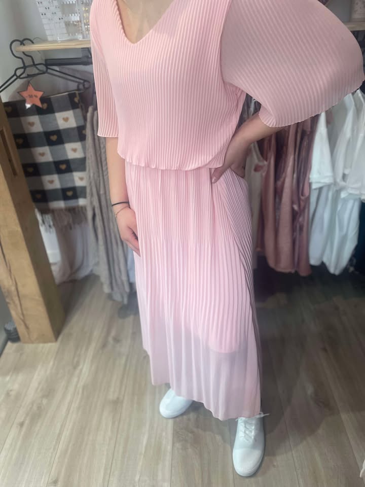 Robe plissé